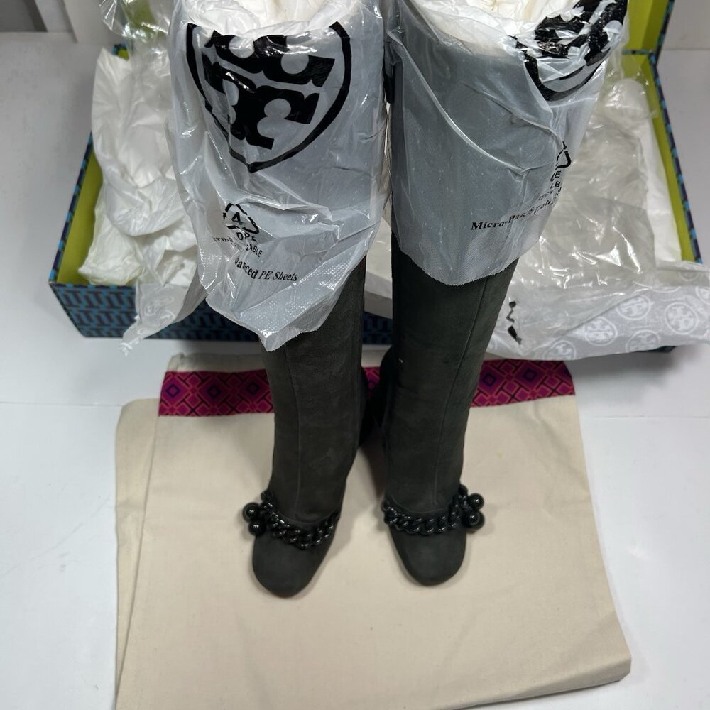 NEW W BOX TORY BURCH ADDISON 95mm LANCASTER SUEDE TALL BOOTS BOXWOOD Green Sz 5 - Picture 4 of 12
